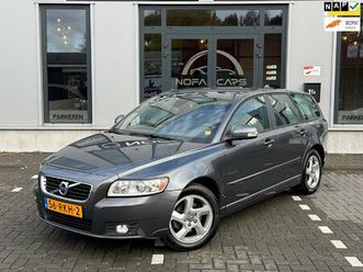 volvo v50 2.0 business pro edition|leer|nap|trekhaak|navi