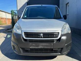 ② peugeot partner 1.6 diesel 2016 cargo léger euro 6b little — camionnettes & utilitaires — 2ememain