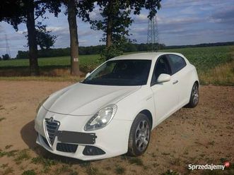 alfa romeo giulietta hatchback 2011 diesel bezwypadkowy wroclaw - sprzedajemy.pl