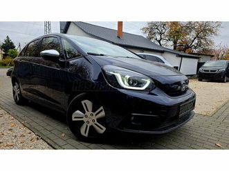 honda jazz 1.5 i-mmd hybrid crosstar executive ecvt 1 év garancia! magyarországi!