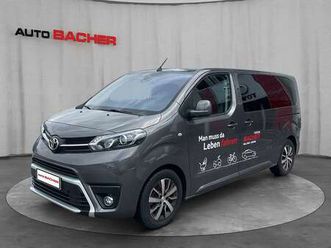 toyota proace verso 2,0 d-4d 180 medium vip aut.