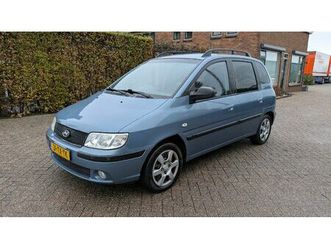 hyundai matrix - 1.6i active cool