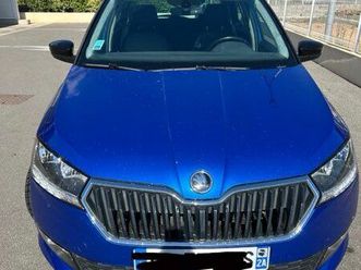 skoda fabia clever bleu 95ch