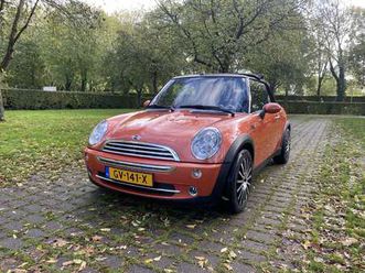 zeer mooie mini cabrio met gloednieuwe apk