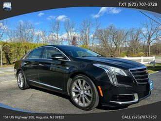 2018 cadillac xts base