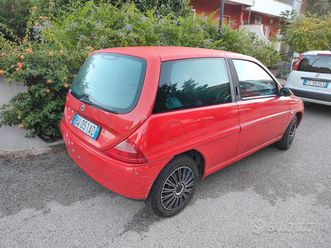 lancia y elefantino blu