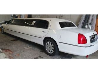 lincoln town car stretchlimousine