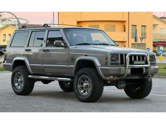 cherokee 5p 2.5 td limited lx my01