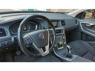 v60 i 2017 cross country 2.0 d3 business plus