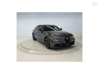 alfa romeo giulia 2.2 d turbo 154kw veloce auto 4wd 210cv 4p