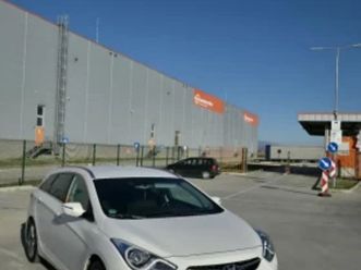 hyundai i40 cw fifa world cup edition * * * 1.7 crdi navi, cam ≫ 2015 • 16 900 лв. • id