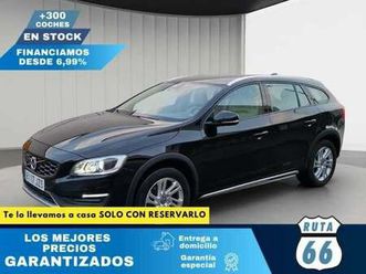 volvo v60 cross country d3 momentum aut.