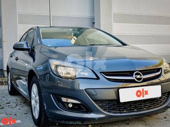 opel astra j sedan 1.6 lpg registrovana godinu