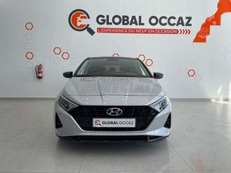 hyundai i20 essence manuelle 2023 à tanger