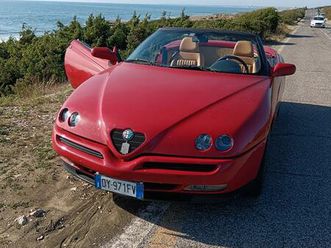 alfa romeo spider