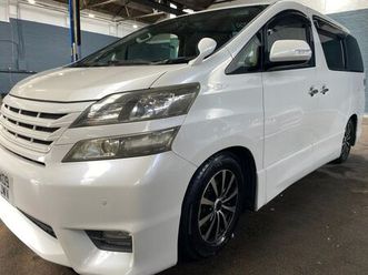 2009 toyota vellfire
