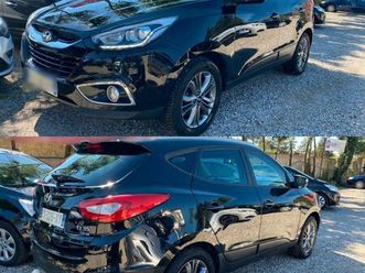 hyundai ix35 1.7 crdi 115 cv 2wd blue drive / clim / gps / camera / toit pano / moteur a chaine / attelage
