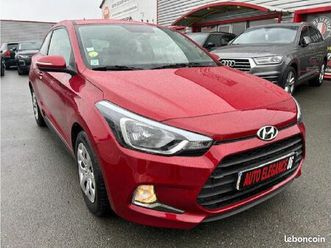hyundai i20 coupé 1.1 crdi 75 initia