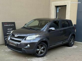 toyota urban cruiser 1.4 d-4d 90ch lounge 4wd / sièges cuir, chauffants