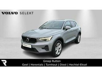 volvo xc40 t2 aut core + acc
