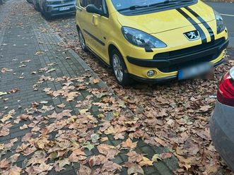 peugeot 1007 1.6 benzin 109 cp