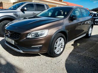 volvo v60 cross country dezembro/15