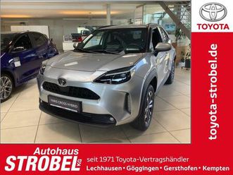 toyota yaris cross hybrid teamplayer safety paket+winte