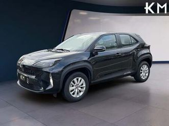 yaris cross 120h business plus