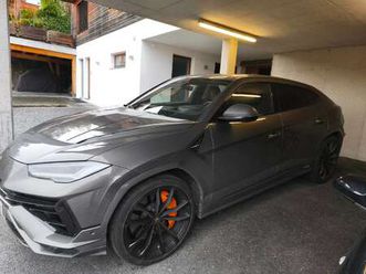 urus s