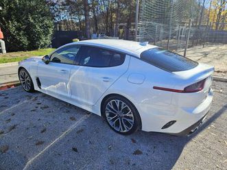 kia stinger sportna limuzina avtomatik