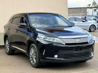 toyota harrier - 2020