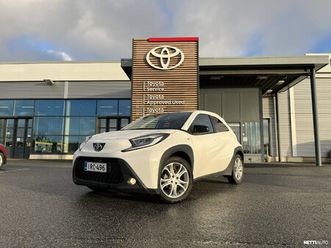 1,0 vvt-i play edition multidrive s