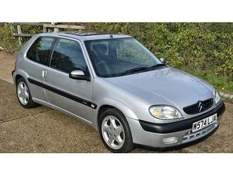 2000 citroen saxo argent manuel, 5 vitesses conduite à dr...
