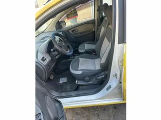 lt 1.8 8v econo.flex 5p aut.