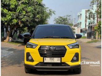 2022 daihatsu rocky 1.0 r tc suv