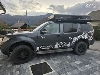 nissan pathfinder 2.5 dci le 4x4 e5