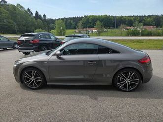 AUDI TT ROADSTER audi-tt-coupe-roadster-2-0-tdi-coupe-quattro-s-line