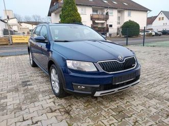 skoda octavia combi scout 4x4,ahk,navi,xenon,automatik