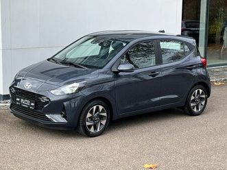 hyundai i10 trend at navi