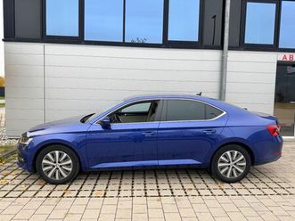 skoda superb lim. style leder/acc/matrix/pdc