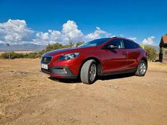 volvo - v40 cross country