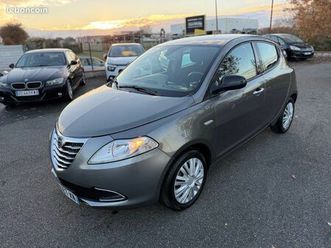 lancia ypsilon 1.3 mjtd dpf stop&start 95 cv distribution à chaîne double de clés etc