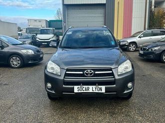 vends toyota rav4 2.0 crossover exclusive