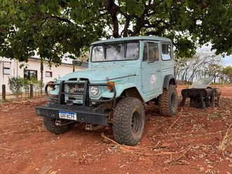 toyota band.jipe cap.de aço chas. curto diesel 1978