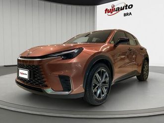 lexus lbx 1.5 hybrid relax 2wd