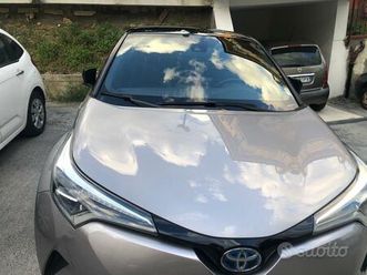 TOYOTA C-HR chr-2017-full-optional