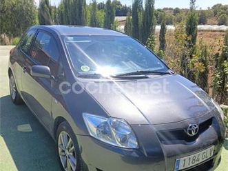 toyota auris 1.4 d4d luna plus