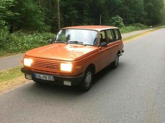 wartburg 353 w tourist