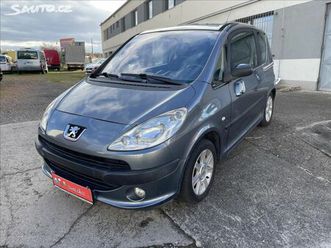peugeot 1007 1,4i*65kw*pravidelný servis*
