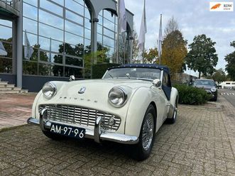 triumph tr3 - volledig gerestaureerd body-off
